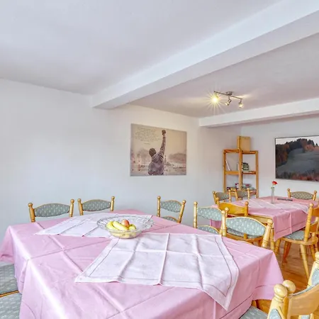 Beautiful In Bischofsheim Apartment