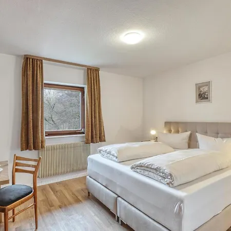 Apartment Beautiful In Bischofsheim Gersfeld